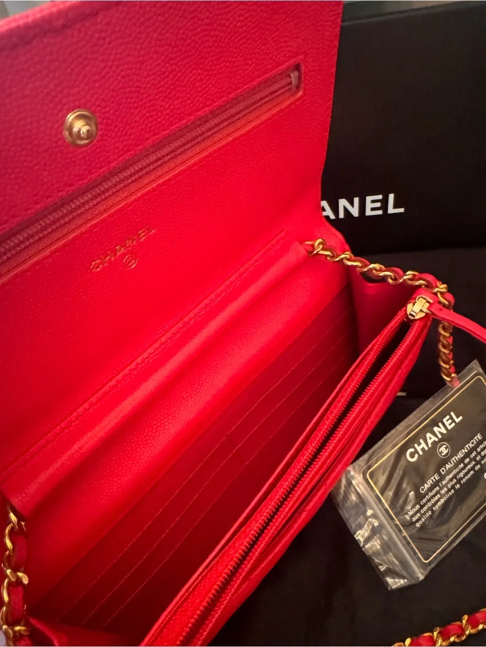 CHANEL authentic vivid